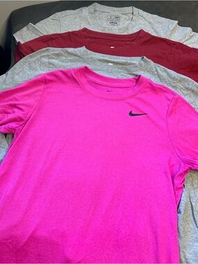 4 Nike  Women’s Tshirt Bundle size M